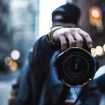 探索时尚与科技结合的导航墨镜哥 9ldds7b